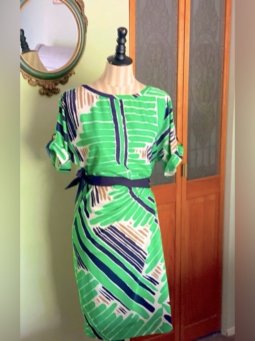 Beautiful dress!🍃